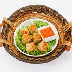 veg Noodles Roll 1